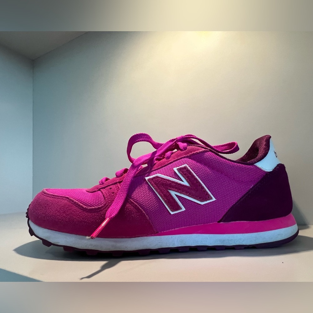 Worn once, New Balance 311